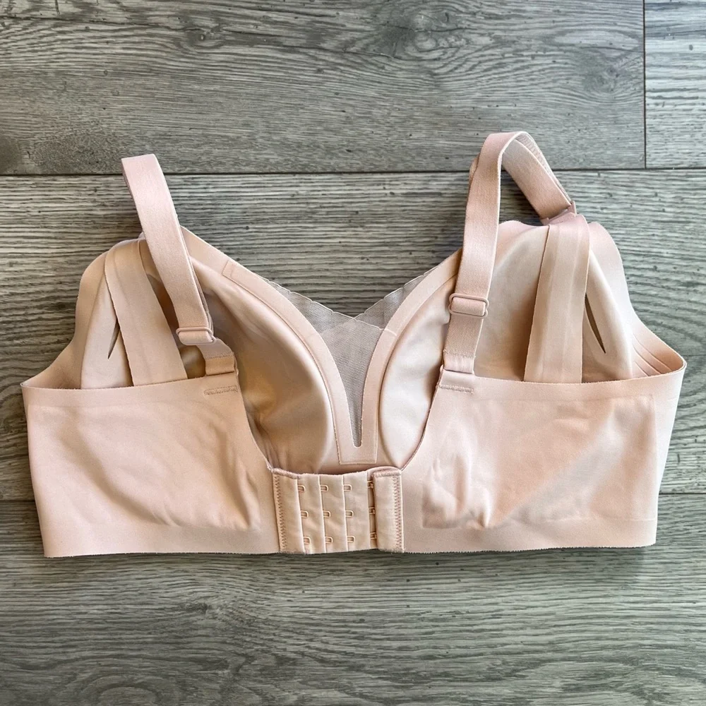 Momcozy Women’s Breastfeeding Nursing Bra Lightweight Stretchy Nude Beige Medium